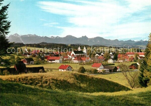 Steingaden Oberbayern mit Allgäuer und Tiroler Alpen