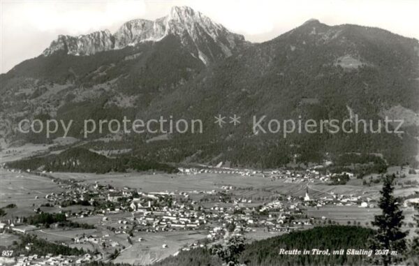 Reutte Tirol mit Säuling