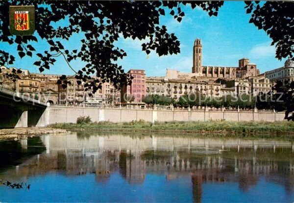 Lleida Vista parcial Riu Segre i la Seu al fon
