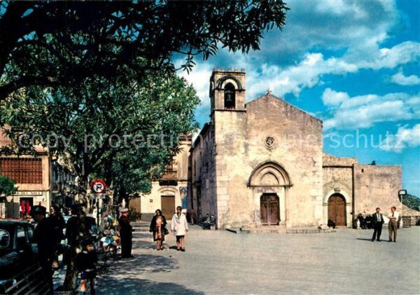 Taormina Sizilien Piazza IX Aprile e Chiesa Sant Agostino