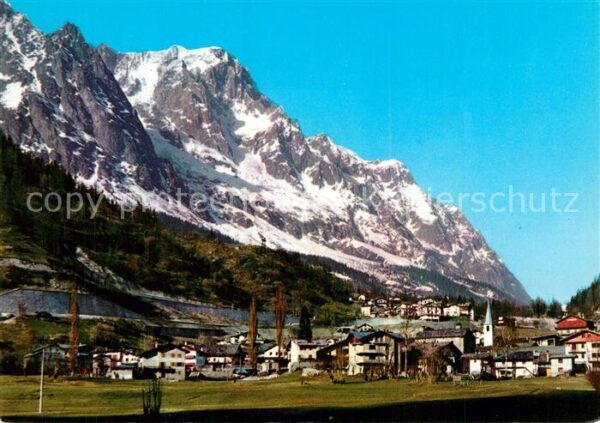 Entreves e la Grandes Jorasses Mont Blanc Massiv