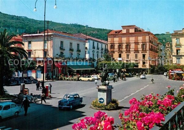 Sorrento Campania Piazza Torquato Tasso Monumento