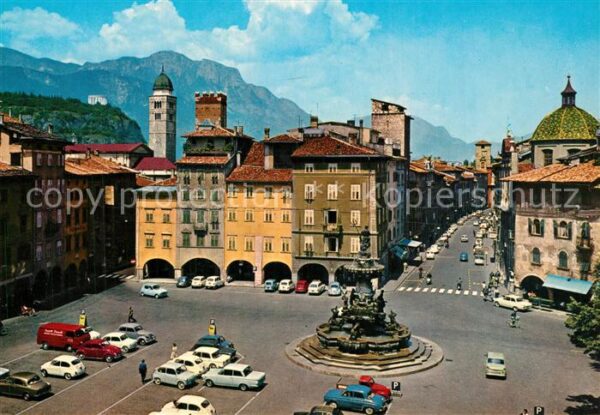 Trento Piazza Duomo Fontana del Nettuno