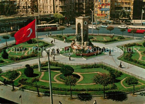 Istanbul Constantinopel Taksim Cumhuriyet Abidesi