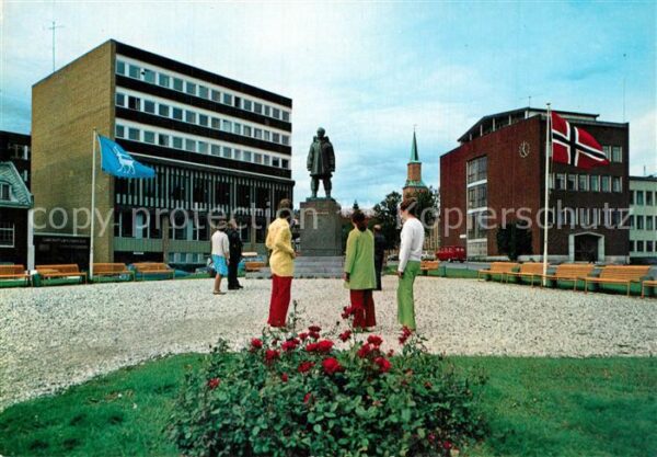 Tromsoe Roald Amundsen Monument