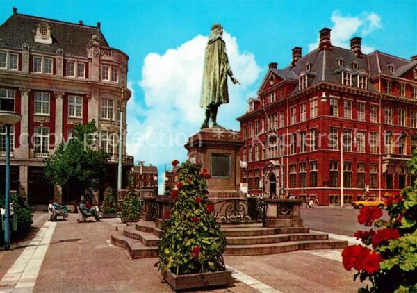 Den Haag Plein Denkmal Statue