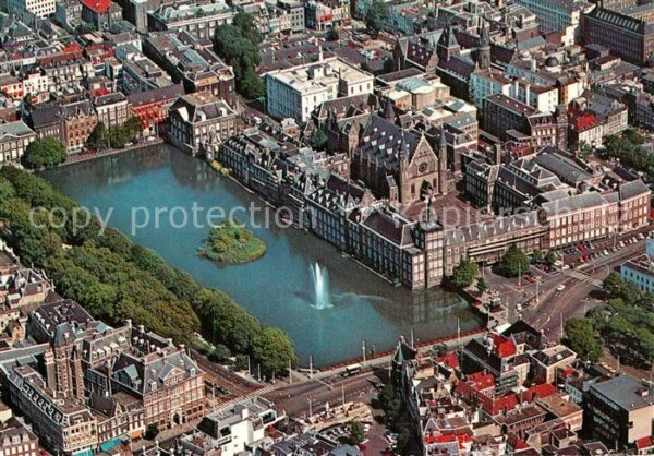 Den Haag Binnenhof met Regeringsgebouwen luchtfo