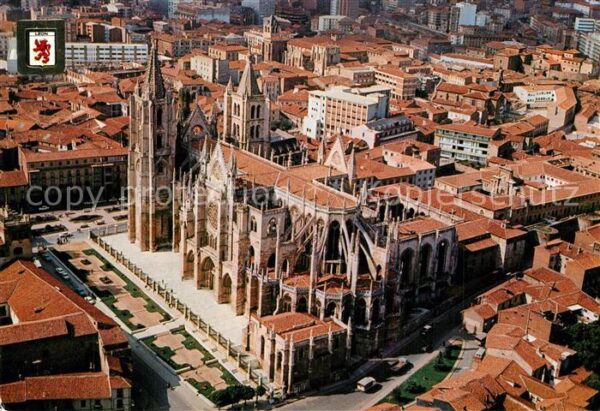Leon Castilla y Leon Catedral vista aérea