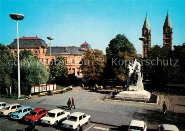 Nyiregyhaza Kossuth Lajos ter Platz Denkmal