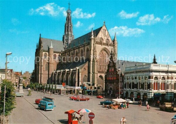 Haarlem Groote Markt met Grote of St Bavokerk