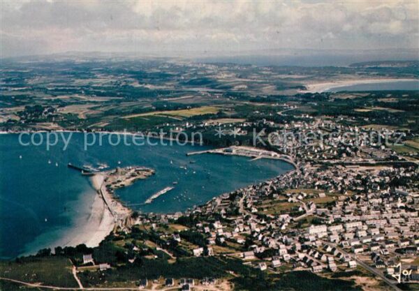 Camaret-sur-Mer Vue generale prise d_avion