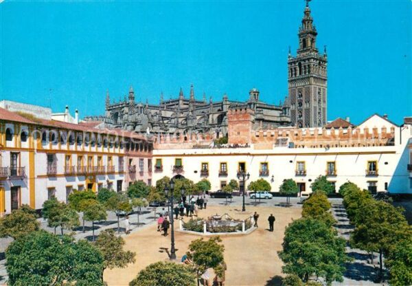 Sevilla Andalucia Reales Alcazares Patio de Banderas