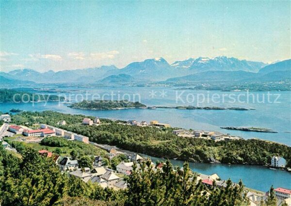 Alesund mot Hjorundfjordfjellene