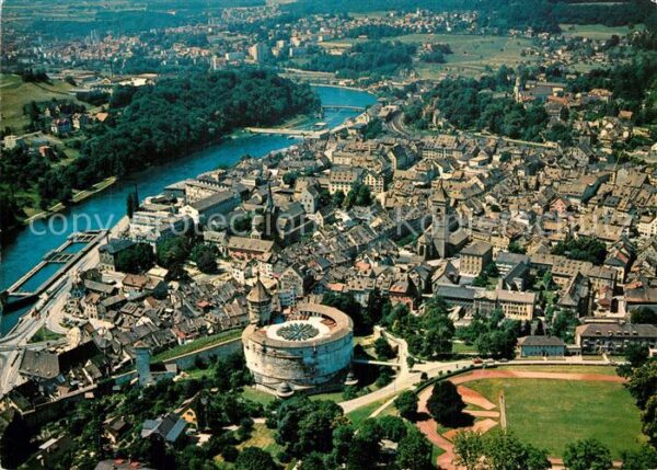 Schaffhausen SH Fliegeraufnahme mit Munot und Rhein