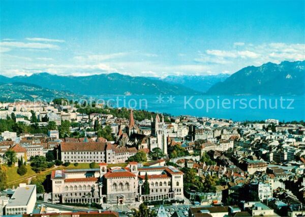 Lausanne VD Vue aerienne La cathedrale le lac Leman