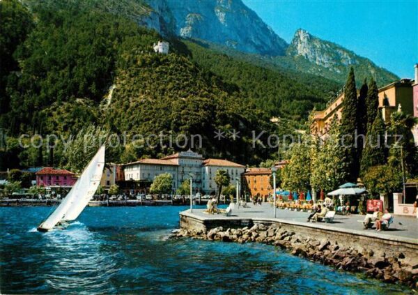 Riva del Garda Lago di Garda Il lungolago