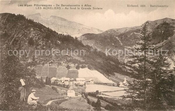 Barcelonnette Panorama des Agneliers au fond la Grand