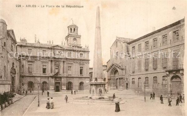 Arles Bouches-du-Rhone Place de la République Obelisque