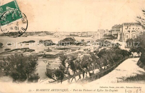 Biarritz Pyrenees Atlantiques Port des pêcheurs Eglise Sainte Eugénie