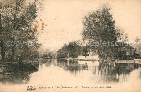 Moret-sur-Loing Vue d_ensemble sur le Loing