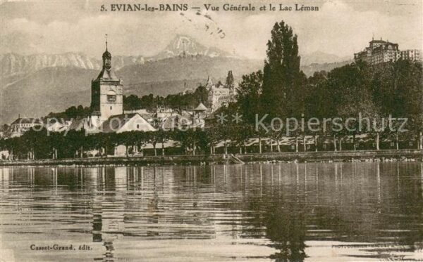 Evian-les-Bains Haute Savoie Vue Generale et le Lac Leman