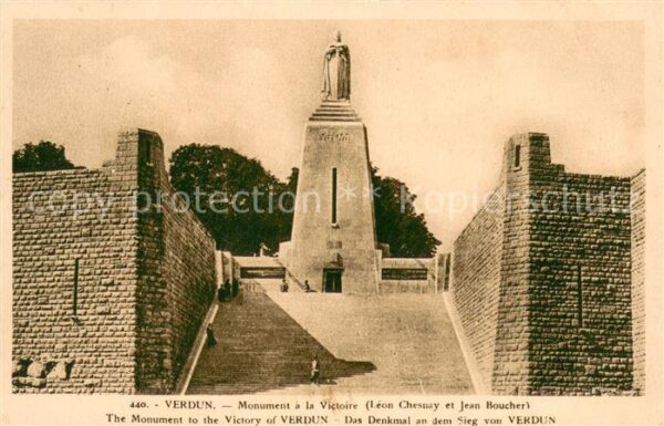 Verdun Meuse Monument a la Victoire Leon Chesnay et