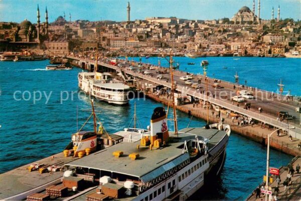 Istanbul Constantinopel Galata Brücke Neue Mosche und Suleymani