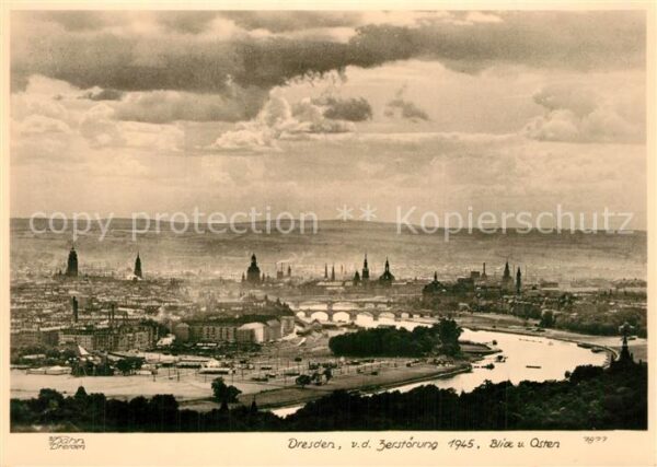 Foto Hahn Nr. 7877 Dresden vor der Zerst?rung 1945