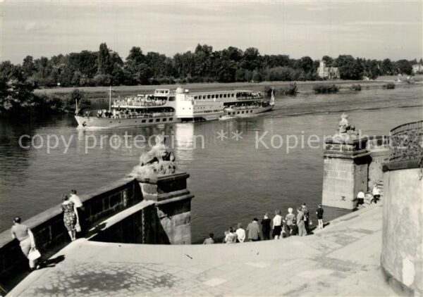 Motorschiffe MS Friedrich Engels Schloss Pillnitz Dr