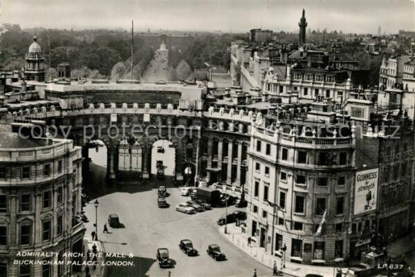 London Admiralty Arch the Mall and Buckingham