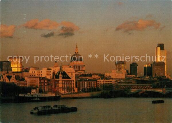 London at eventide City St. Paul's Cathedral f