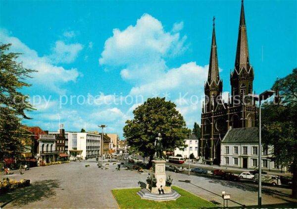 Tilburg Heuvel met standbeeld Koning Willem II