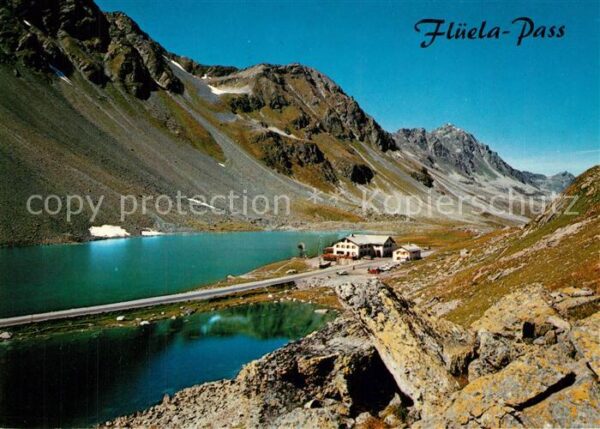 Flueelapass Hospiz mit Schwarzsee und Schottensee