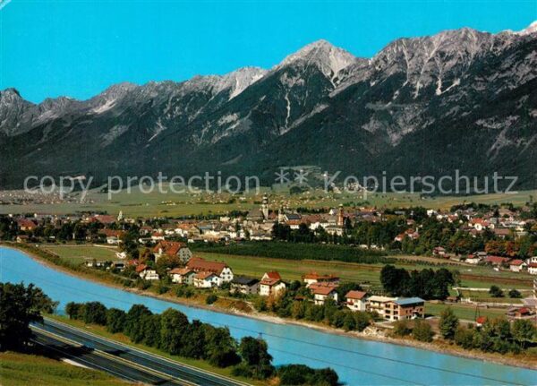 Hall Tirol Fliegeraufnahme mit Nordkette