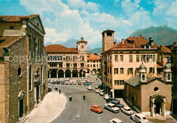 Belluno Piazza Duomo e Prefettura