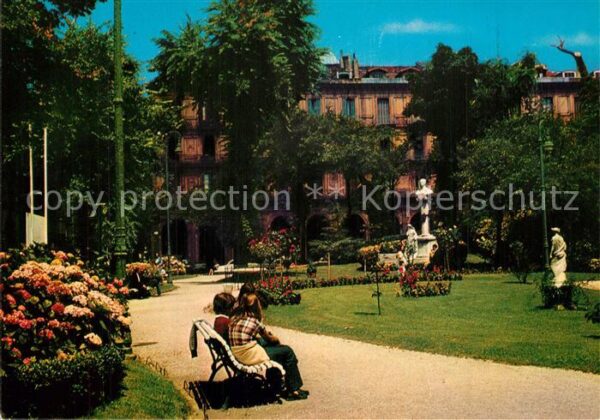 San Sebastian  Pais Vasco ES Jardines de la Plaza de Guipuzcoa