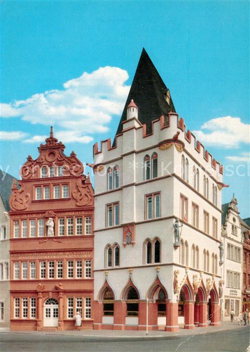 Trier Steipe mit Marktbrunnen