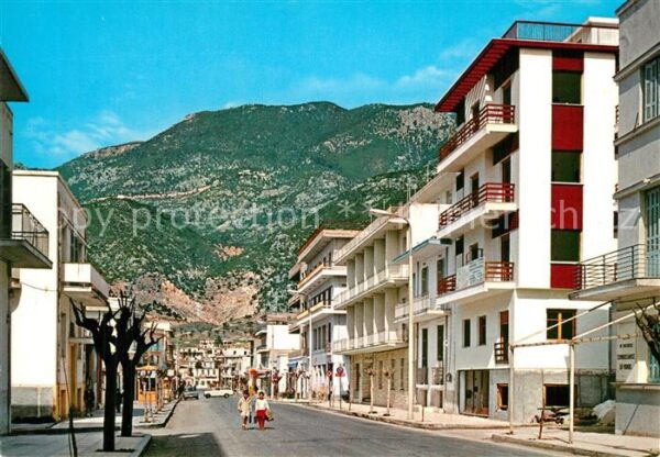 Lutraki Loutraki Zentralstrasse