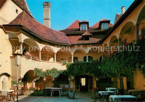 Krems Donau Arkadenhof im Gasthof zur alten Post