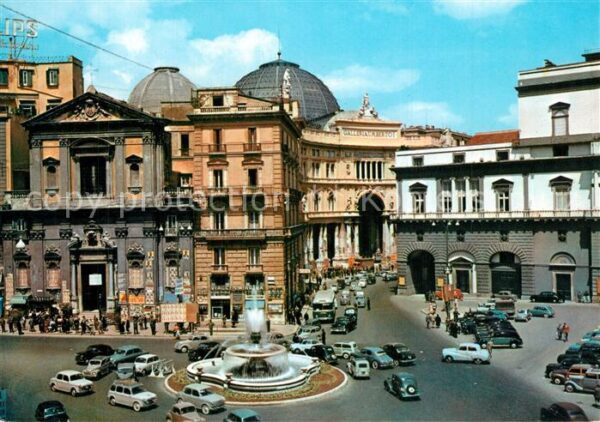 Napoli Neapel Plazza Trieste e Trento