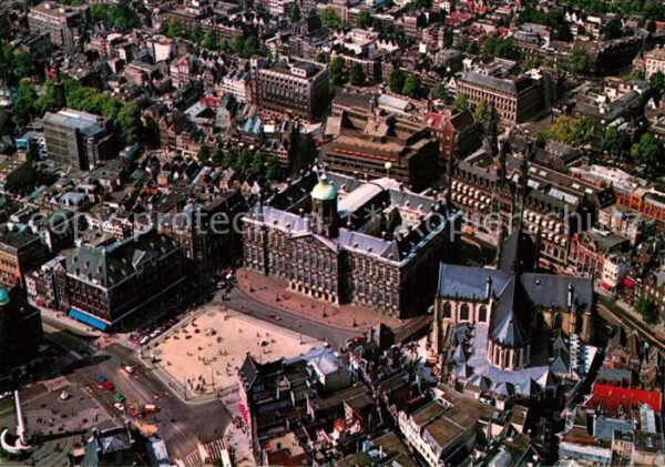 Amsterdam Niederlande Fliegeraufnahme met Kon Paleis en Nieuw