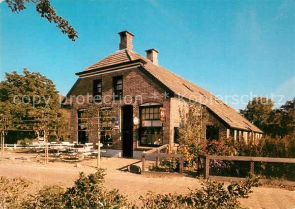Orvelte Dorpswinkeltje annex cafe