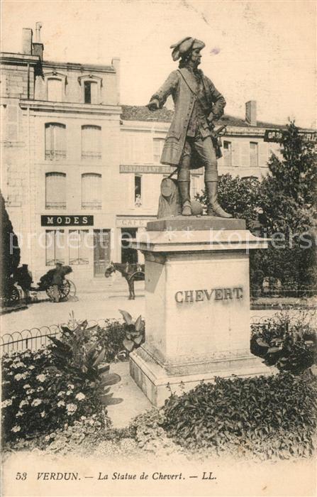 VERDUN Meuse Statue de Chevert Monument Statue