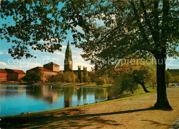 Kiel Kleiner Kiel mit Rathaus und Stadttheat