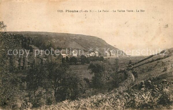 Plouha Le Palus Vallee Verte et la mer