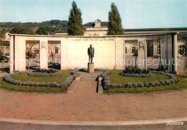 Bar-le-Duc Monument a la mémoire du President Poin