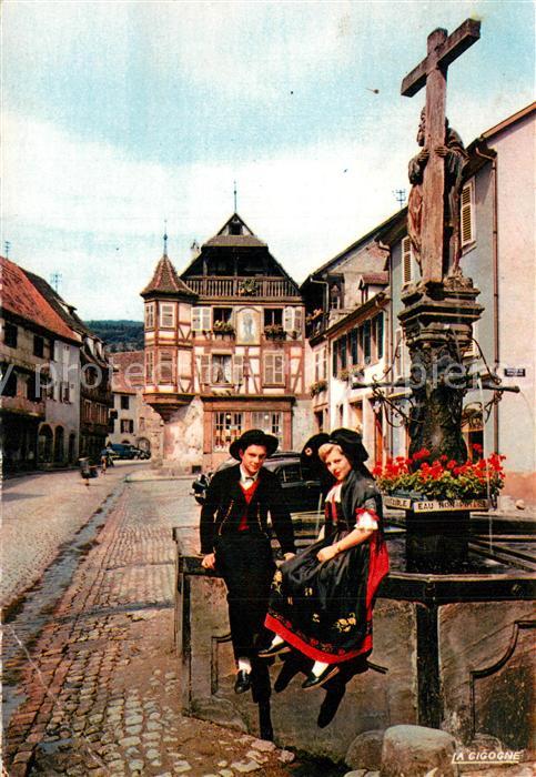 Kaysersberg Haut Rhin Vieille fontaine Costumes
