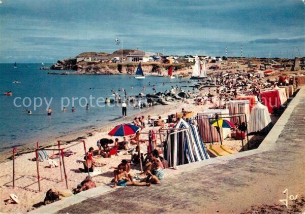 Quiberon Morbihan La plage de Port Haliguen devant le For