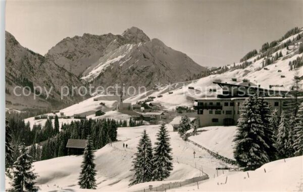 Mittelberg Kleinwalsertal mit Widderstein