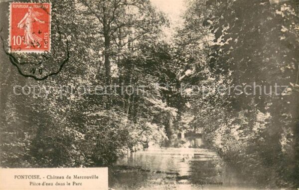 Pontoise Val-d Oise Chateau de Marcouville pièce d_eau dans